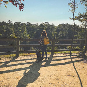 Meet your Posher, Clarke